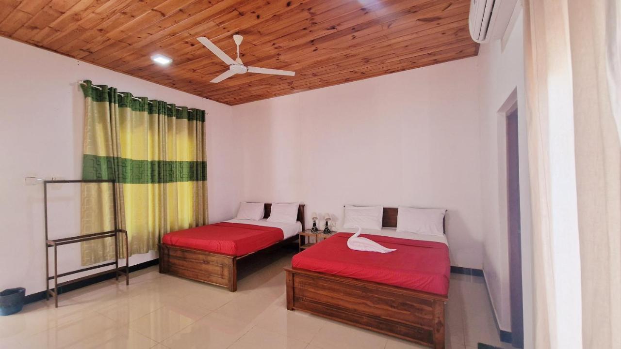 Italian Guest Ξενοδοχείο Trincomalee Εξωτερικό φωτογραφία