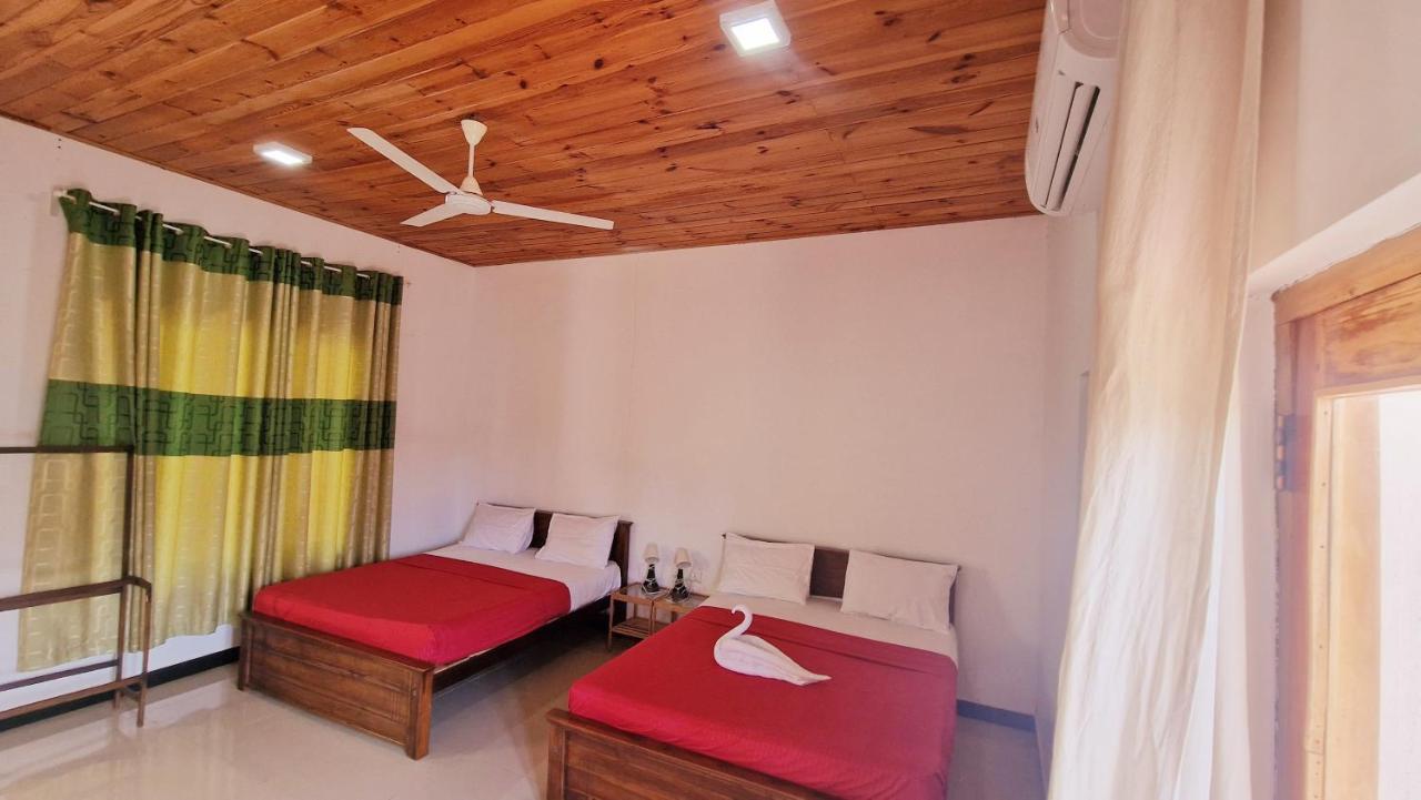 Italian Guest Ξενοδοχείο Trincomalee Εξωτερικό φωτογραφία